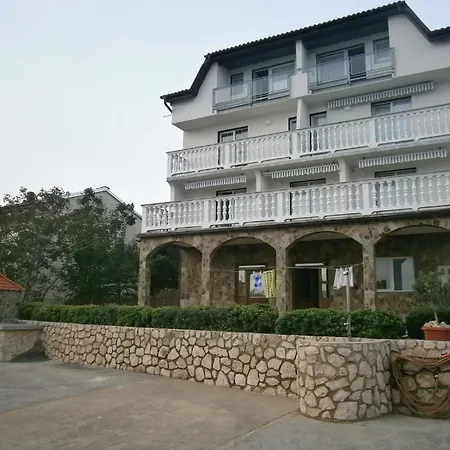 In Mit Grill, Terrasse Und Garten Und Panoramablick Apartment *