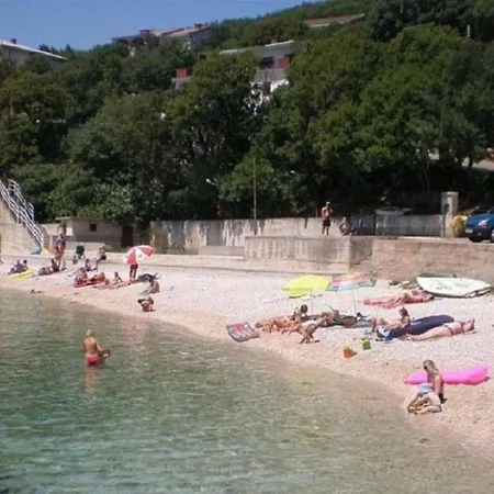 In Mit Grill, Terrasse Und Garten Und Panoramablick * Novi Vinodolski